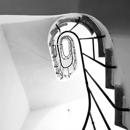 Apartment Tresors De La Cathedrale, Maison De Sur 4 Niveaux