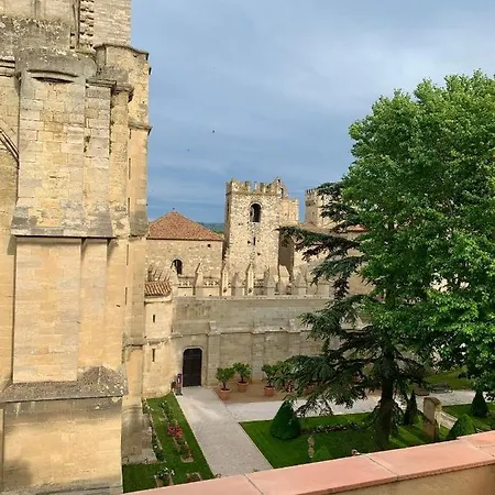 Tresors De La Cathedrale, Maison De Sur 4 Niveaux Apartment *