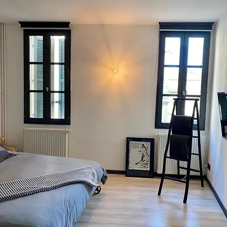 Tresors De La Cathedrale, Maison De Sur 4 Niveaux Apartment *