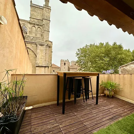 Tresors De La Cathedrale, Maison De Sur 4 Niveaux Apartment *