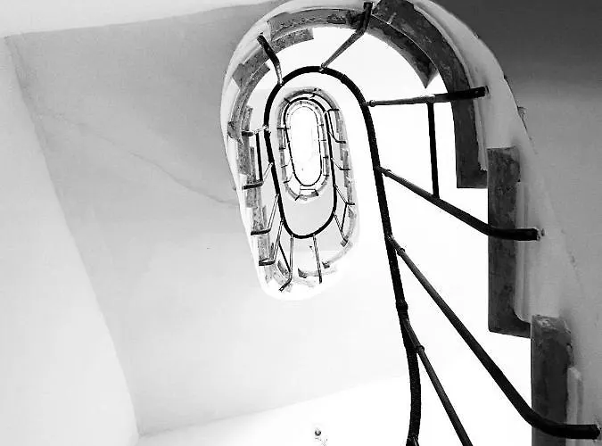 Apartment Tresors De La Cathedrale, Maison De Sur 4 Niveaux