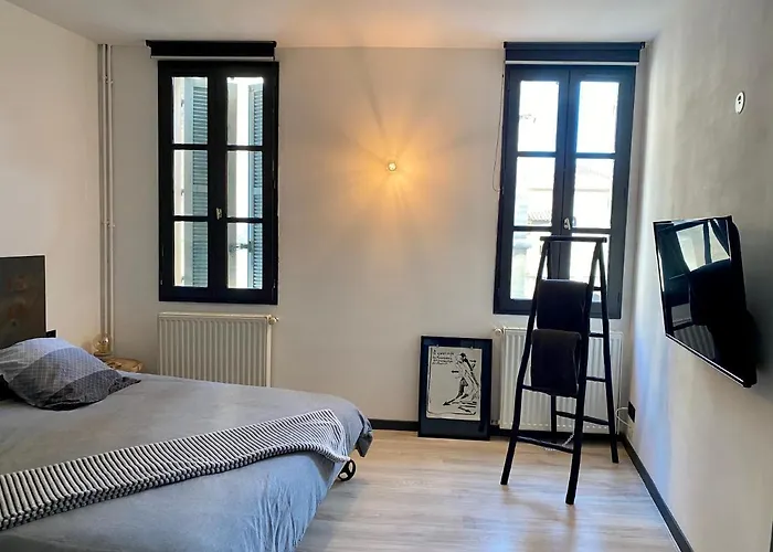 Tresors De La Cathedrale, Maison De Sur 4 Niveaux Apartment *