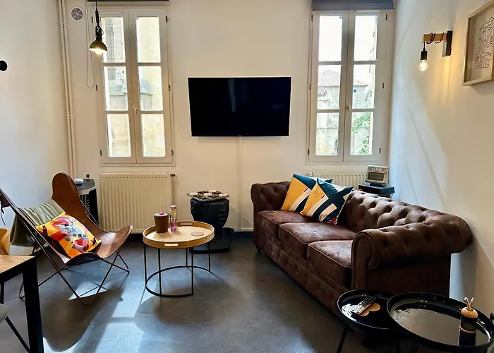 Tresors De La Cathedrale, Maison De Sur 4 Niveaux Apartment